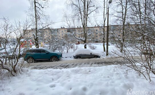 Продажа 1-комн квартиры на вторичном рынке Красносельское шоссе