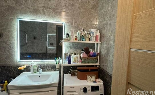 Продажа 3-комн квартиры на вторичном рынке улица Введенского,  д. 27 к2