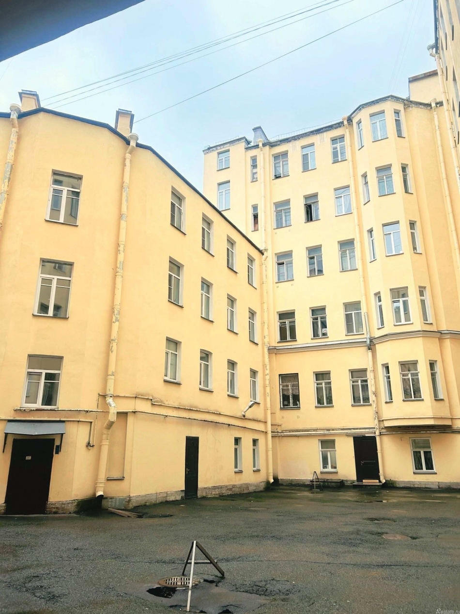 Продажа комнаты Басков пер,  д. 13