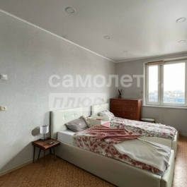 Продажа 2-комн квартиры на вторичном рынке ул Дегунинская,  д. 13,  к. 2