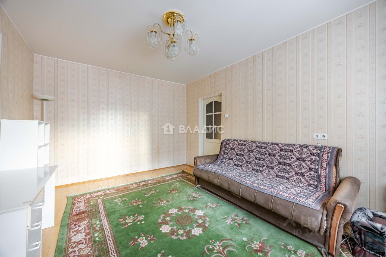 Продажа 2-комн квартиры на вторичном рынке Комендантский проспект, 8К3