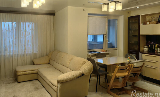 Продажа 3-комн квартиры на вторичном рынке Приморское шоссе,  д. 271