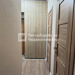 Продажа 1-комн квартиры на вторичном рынке проспект Королёва,  д. 7