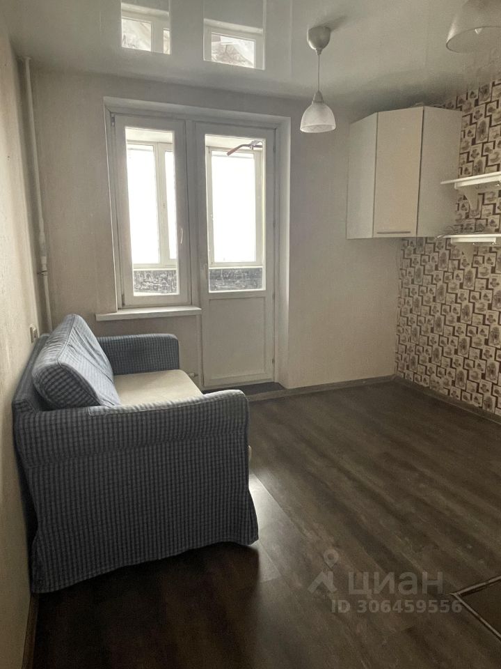 Продажа 1-комн квартиры на вторичном рынке Северный мкр, улица Гагарина, 58