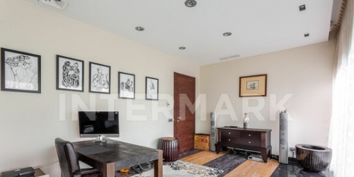 3-комн квартира улица Климашкина,  д. 17
