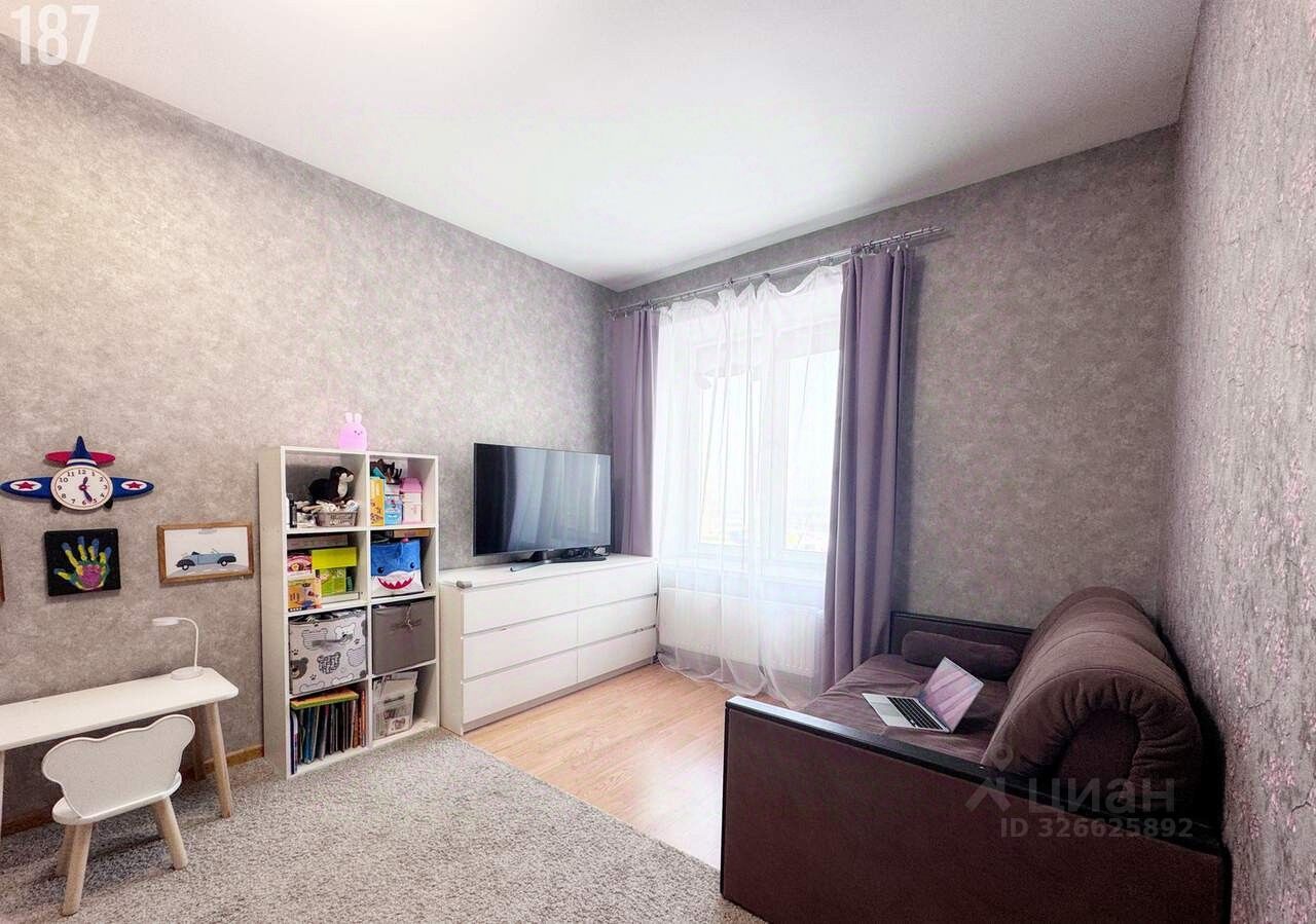 Продажа 1-комн квартиры на вторичном рынке Кудрово г., проспект Строителей, 6