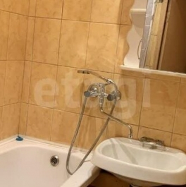 Продажа 1-комн квартиры на вторичном рынке улица Ивана Фомина,  д. 15/5