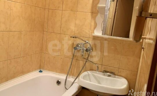 Продажа 1-комн квартиры на вторичном рынке улица Ивана Фомина,  д. 15/5