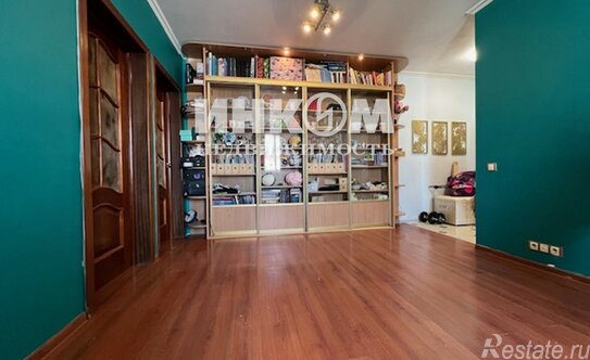 Продажа 3-комн квартиры на вторичном рынке Митинский 2-й пер,  д. 5