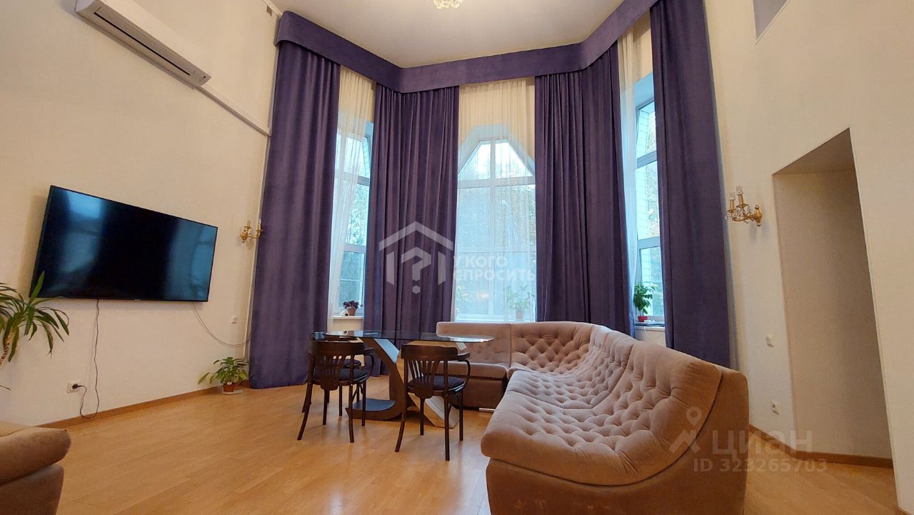 Продажа дома Петергоф, улица Средняя, 24