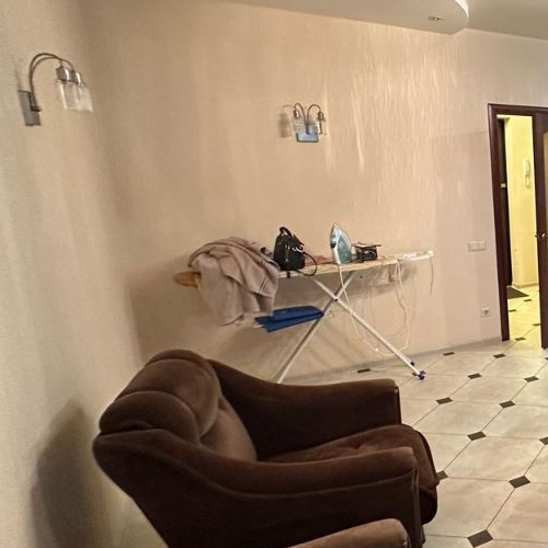 3-комн квартира улица Есенина, 1к1