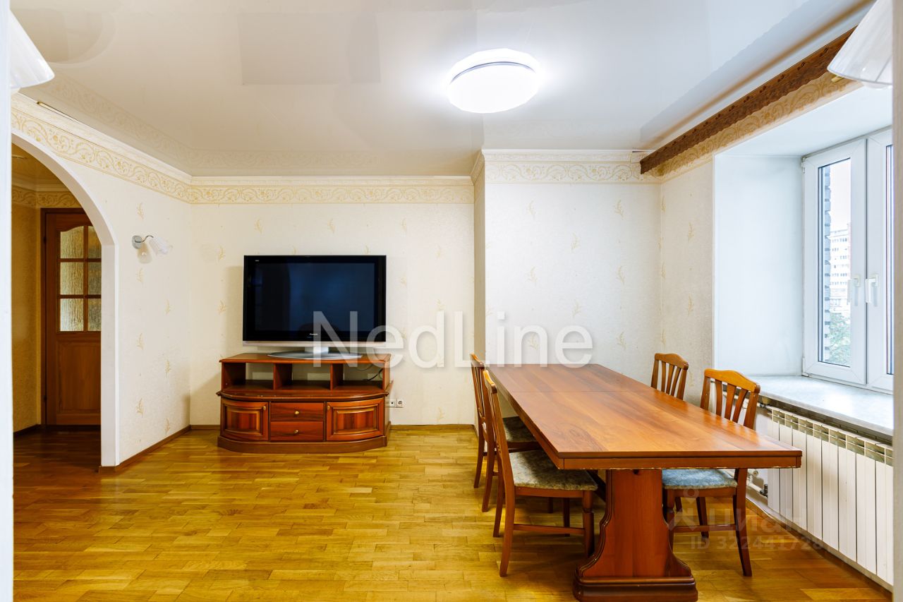 Продажа 3-комн квартиры на вторичном рынке проспект Просвещения, 14к4