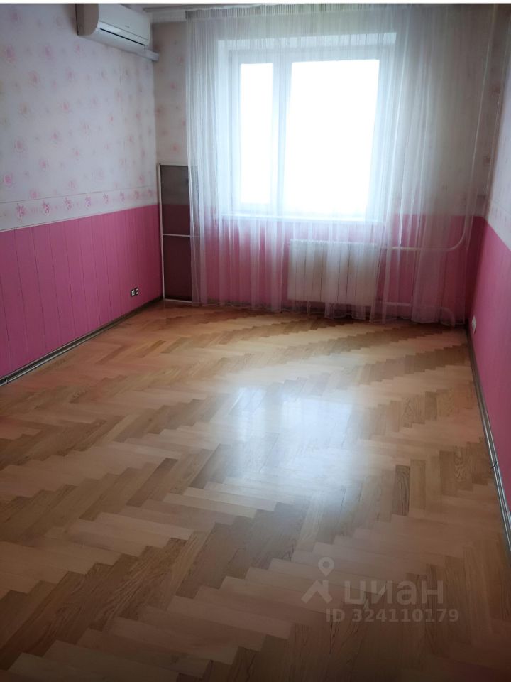 Продажа 4-комн квартиры на вторичном рынке Окская улица, 1К1