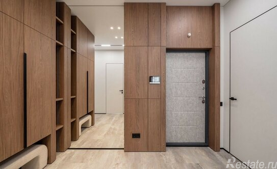 Продажа 2-комн квартиры на вторичном рынке пр-кт Патриотов,  д. 33,  к. 1