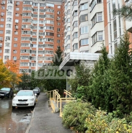 Продажа 2-комн квартиры на вторичном рынке Краснодарская улица,  д. 74 к2