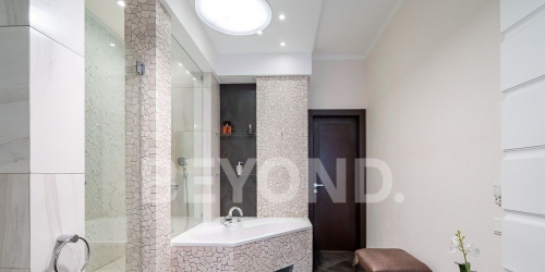 3-комн квартира Морской пр-кт,  д. 15