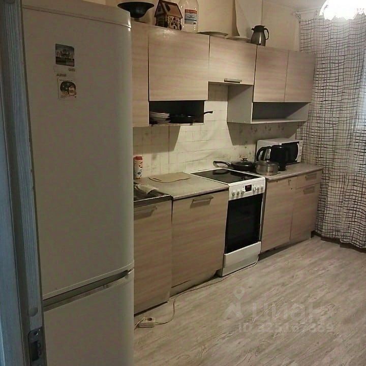 Аренда 1-комн квартиры на вторичном рынке пос. Янино-1, улица Голландская, 10к1