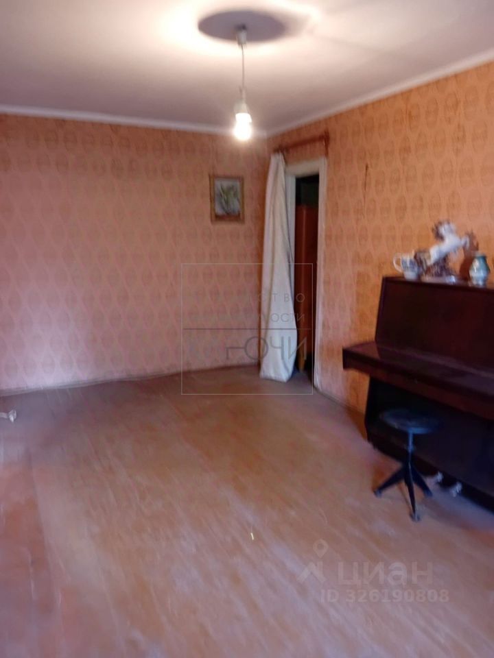 Продажа 2-комн квартиры на вторичном рынке Климовск мкр, проспект 50 лет Октября, 8/9