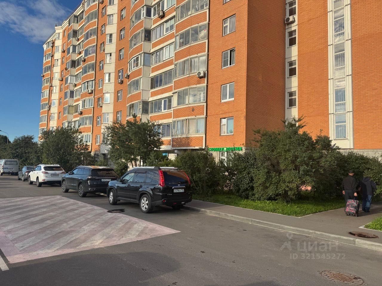 Продажа 2-комн квартиры на вторичном рынке Челобитьевское шоссе, 2к1