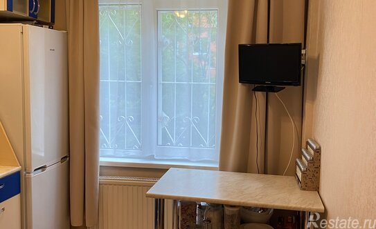 Продажа 2-комн квартиры на вторичном рынке ул Буренина,  д. 6