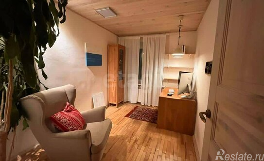 Продажа 4-комн квартиры на вторичном рынке Пушкин г, Генерала Хазова ул,  д. 10