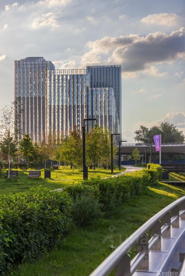 Продажа 2-комн квартиры в новостройке Береговой проезд,  д. 2 к1