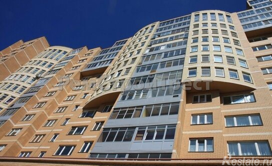 Продажа 3-комн квартиры на вторичном рынке Профсоюзная ул,  д. 104