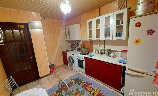 Продажа 3-комн квартиры на вторичном рынке Черницынский проезд,  д. 10 к1