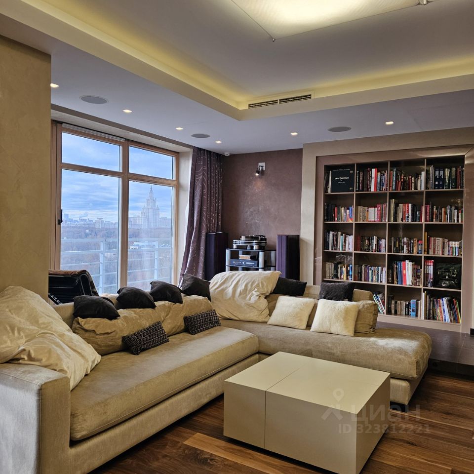 Продажа 5-комн квартиры на вторичном рынке улица Фотиевой, 6к1