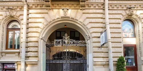 5-комн квартира Чайковского ул,  д. 38/9