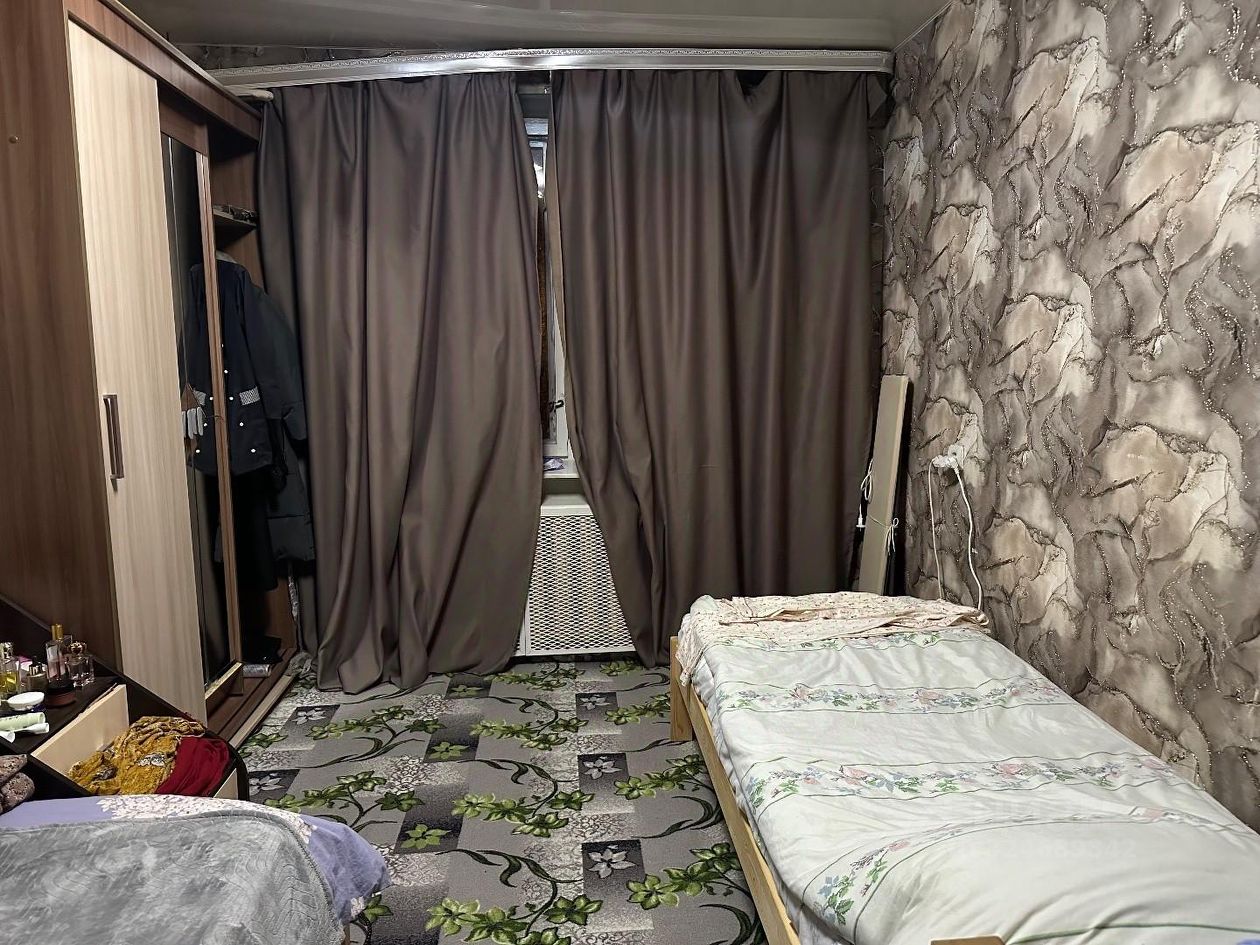 Продажа 2-комн квартиры на вторичном рынке Чехов, улица Чехова, 2