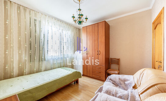 Продажа 3-комн квартиры на вторичном рынке ул Братиславская,  д. 17,  к. 1