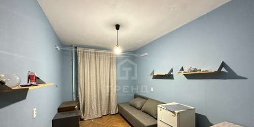 5-комн квартира Омская улица,  д. 22