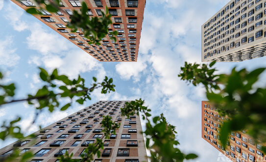 Продажа 2-комн квартиры на вторичном рынке ул Красноказарменная,  д. 15,  к. 1