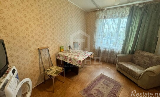 Продажа 4-комн квартиры на вторичном рынке улица Подвойского,  д. 48