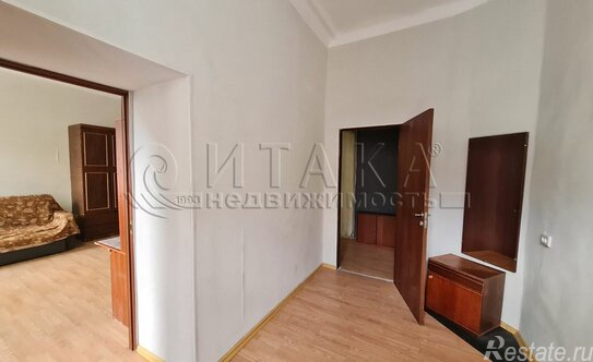 Продажа 4-комн квартиры на вторичном рынке 8-я линия