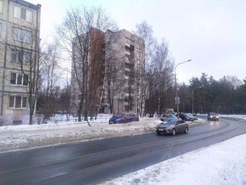 Продажа 3-комн квартиры на вторичном рынке улица Верности, 30