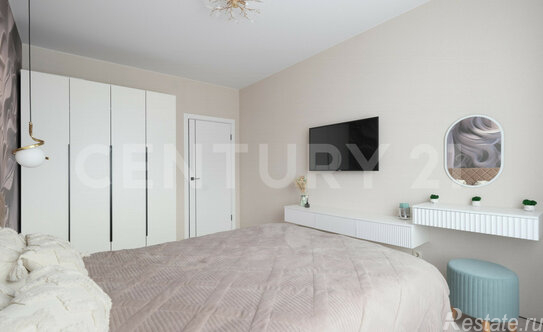 Продажа 1-комн квартиры на вторичном рынке Чирикова ул,  д. 5 с1