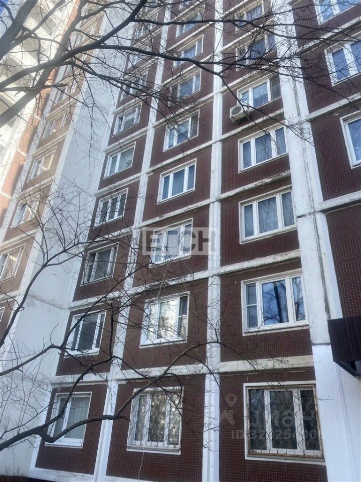 Продажа 1-комн квартиры на вторичном рынке улица Мусы Джалиля, 38К1