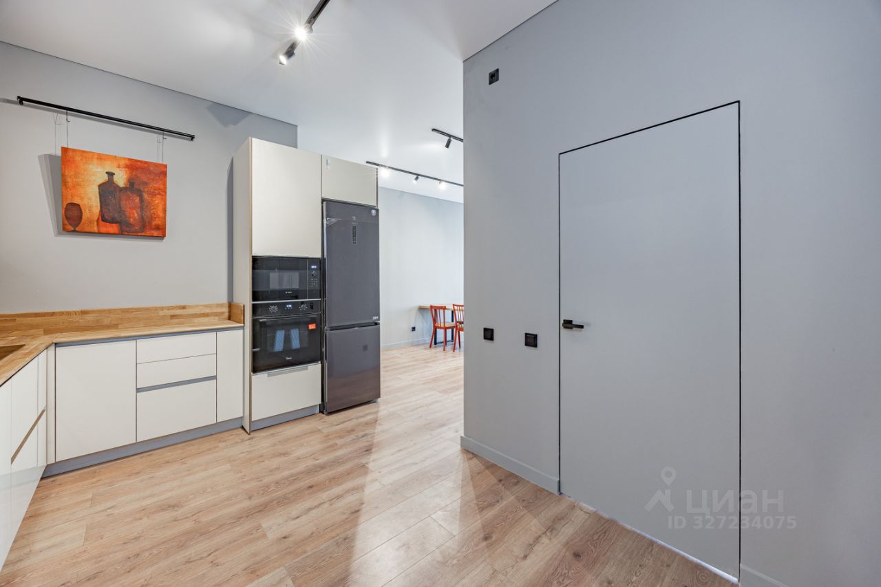 Аренда 3-комн квартиры на вторичном рынке набережная Реки Фонтанки, 183