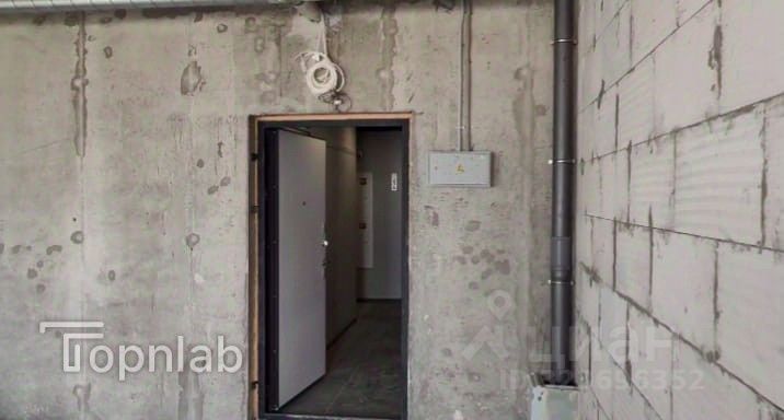 Продажа 1-комн квартиры на вторичном рынке Новоостаповская улица, 20