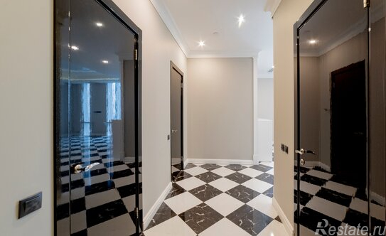 Продажа 3-комн квартиры на вторичном рынке ул Мосфильмовская,  д. 8,  к. 1