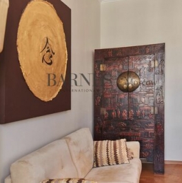 Продажа 3-комн квартиры на вторичном рынке улица Петровка,  д. 28