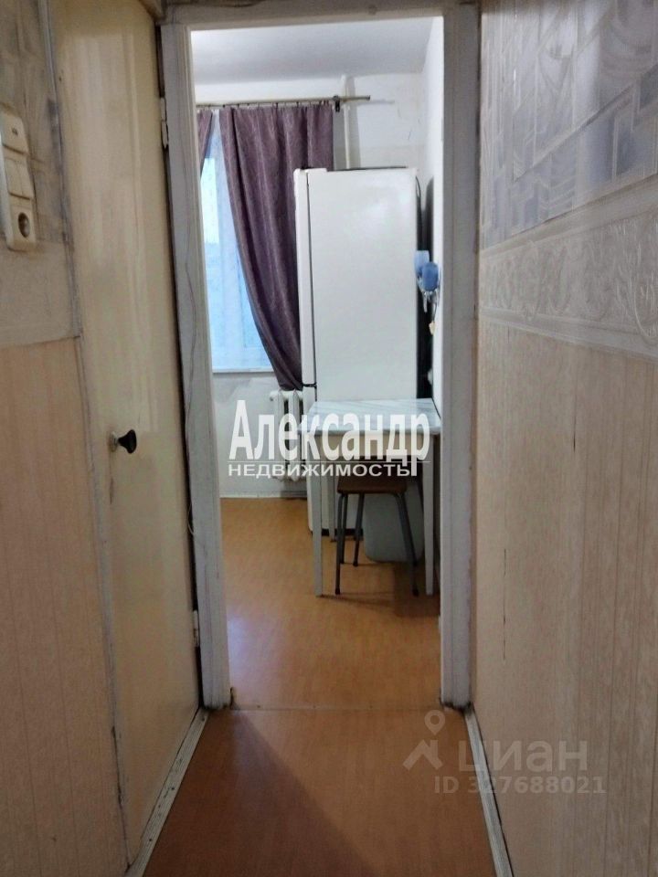 Продажа 2-комн квартиры на вторичном рынке Выборг, Спортивная улица, 4