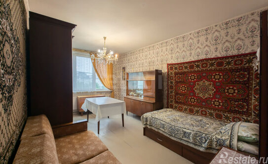 Продажа 2-комн квартиры на вторичном рынке Большевиков пр-кт,  д. 9 к1 литЩ