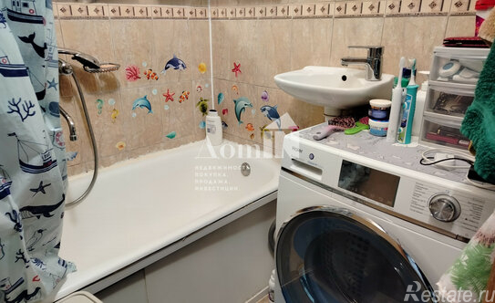 Продажа 3-комн квартиры на вторичном рынке Бухарестская ул,  д. 27 к2