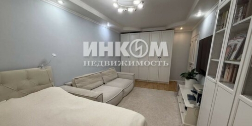 2-комн квартира ул Молостовых,  д. 10,  к. 2
