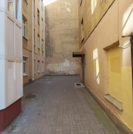 Продажа 1-комн квартиры на вторичном рынке Грибоедова Канала наб,  д. 72