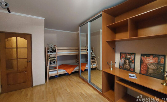 Продажа 1-комн квартиры на вторичном рынке б-р Генерала Карбышева,  д. 14