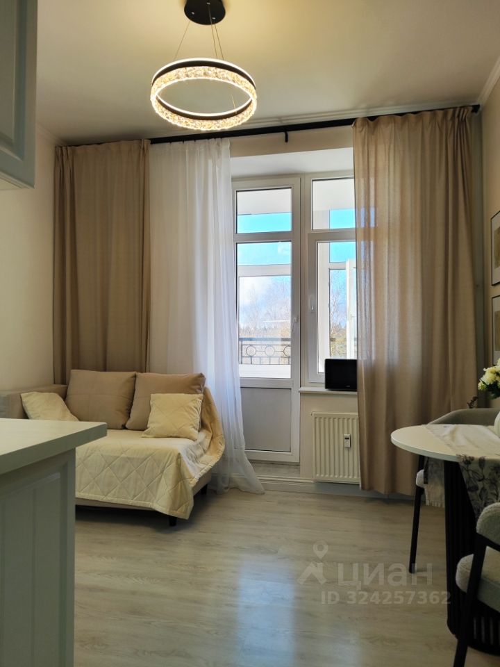 Продажа 2-комн квартиры на вторичном рынке Сабурово пгт, улица Рождественская, 2